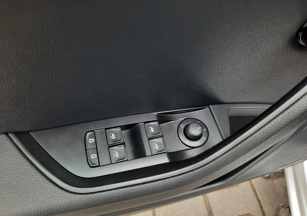 Skoda Superb cena 79900 przebieg: 163519, rok produkcji 2020 z Niemcza małe 781